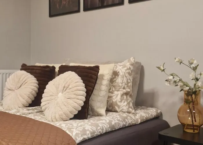 Elite 7a Jezyce - Baranczaka Познань